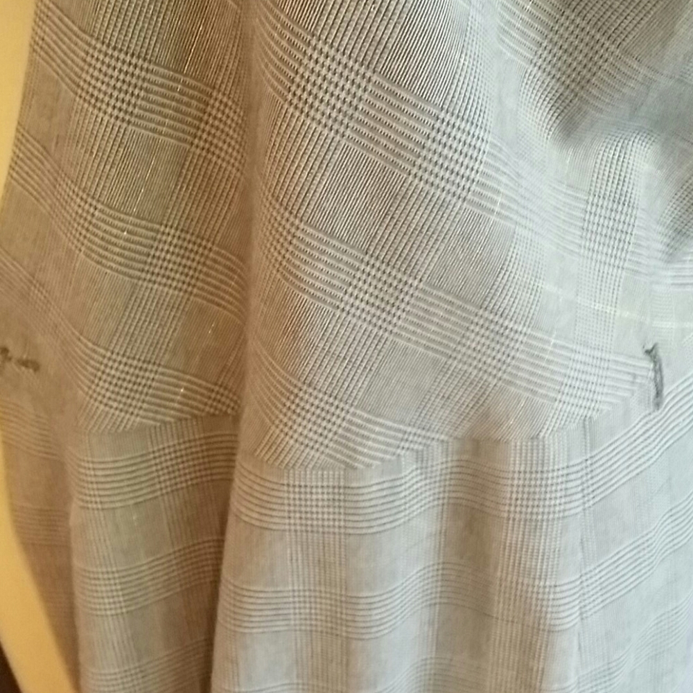 Women's Dress - Picture 2 of 6